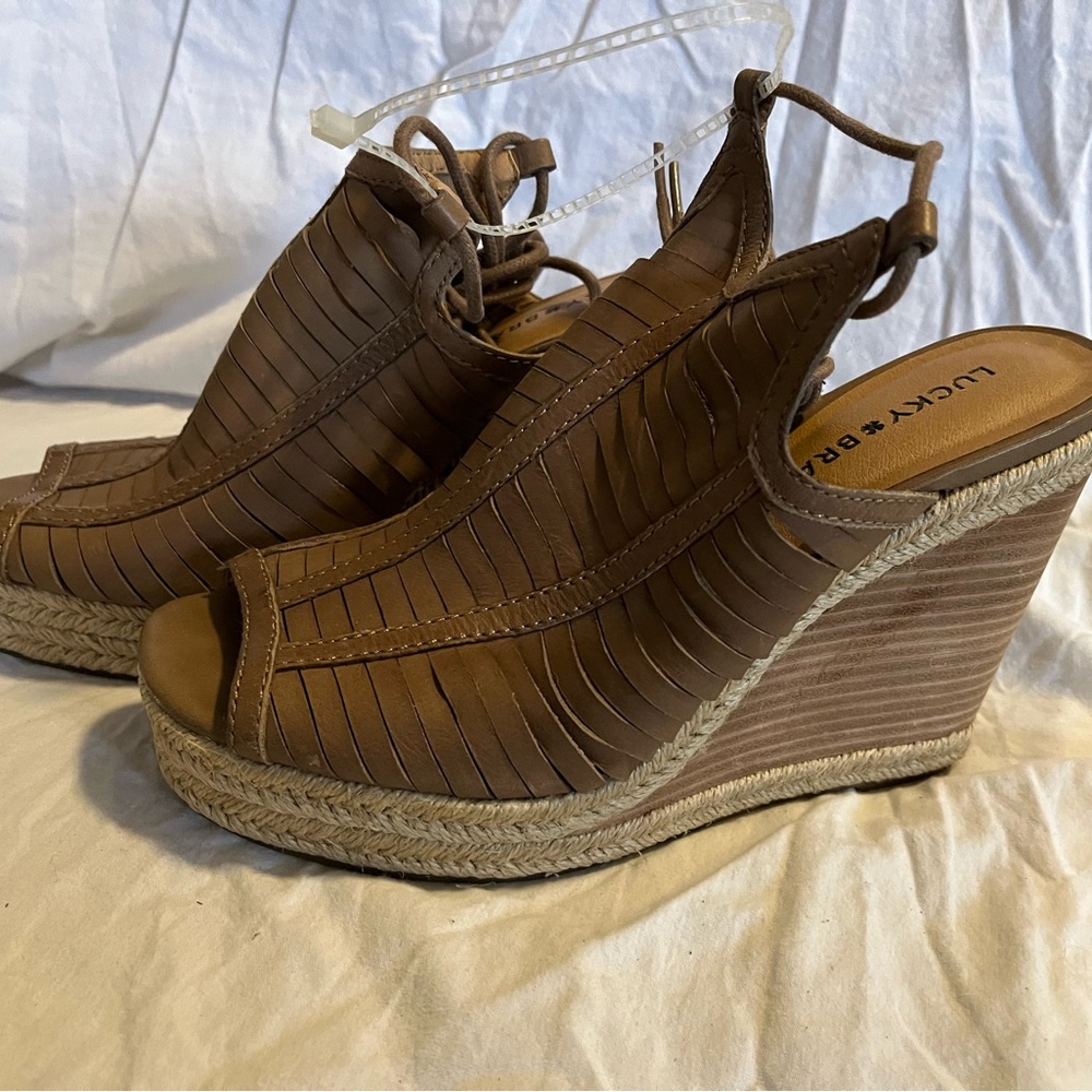 New without box Lucky Brand tan wedge sandals size 6 (36 EU)